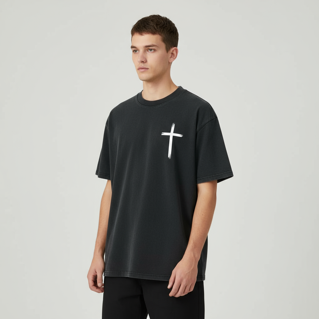T-shirt Sacred