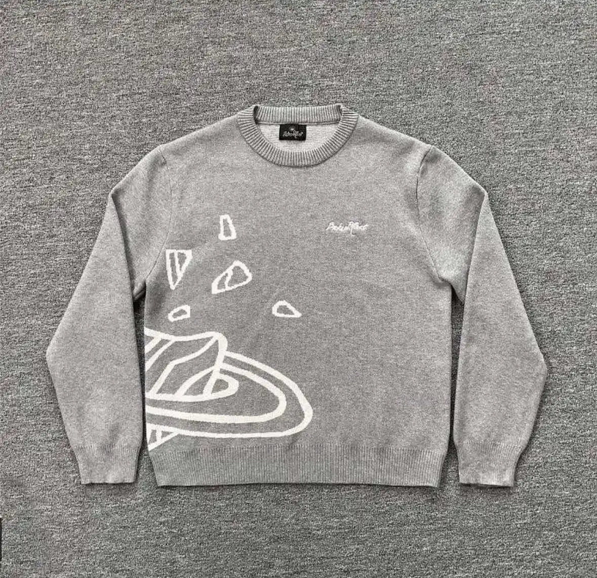 Crewneck Saturn Line